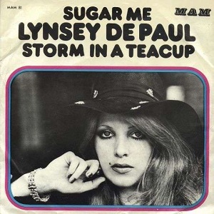Cover `Sugar Me` van Lynsey De Paul