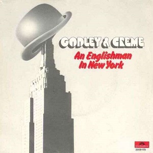 Rivierenland Radio speelt nu `An Englishman In New York` van Godley & Creme