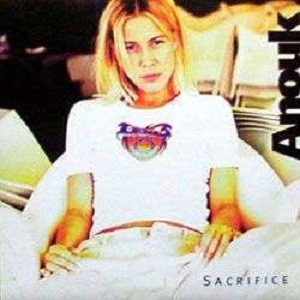 Rivierenland Radio speelt nu `Sacrifice` van Anouk