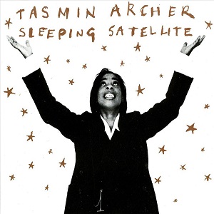 Rivierenland Radio speelt nu `Sleeping Satellite` van Tasmin Archer