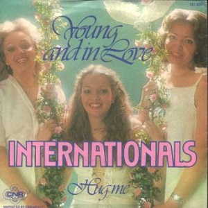 Cover `Young And In Love` van The Internationals