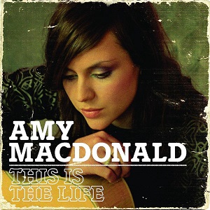 Rivierenland Radio speelt nu `This Is The Life` van Amy Macdonald