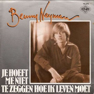 Rivierenland Radio speelt nu `Je Hoeft Me Niet Te Zeggen Hoe Ik Leven Moet` van Benny Neyman