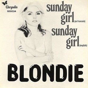 Rivierenland Radio speelt nu `Sunday Girl` van Blondie