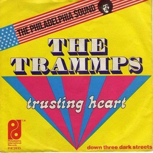 Cover `Trusting Heart` van The Trammps