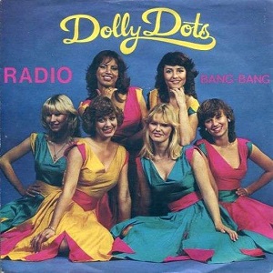 Cover `Radio` van Dolly Dots