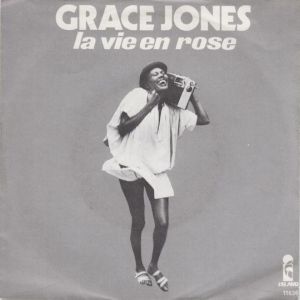 Rivierenland Radio speelt nu `La Vie En Rose` van Grace Jones