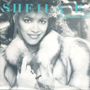 Rivierenland Radio speelt nu `Glamorous Life` van Sheila E