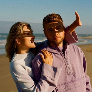 Cover `Nooit Meer Regen` van Suzan & Freek
