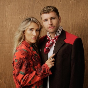 Rivierenland Radio speelt nu `Ken Je Dat Gevoel` van Suzan & Freek
