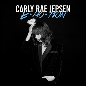 Rivierenland Radio speelt nu `More` van Carly Rae Jepsen