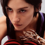 Cover `Look At My Life` van Gracie Abrams
